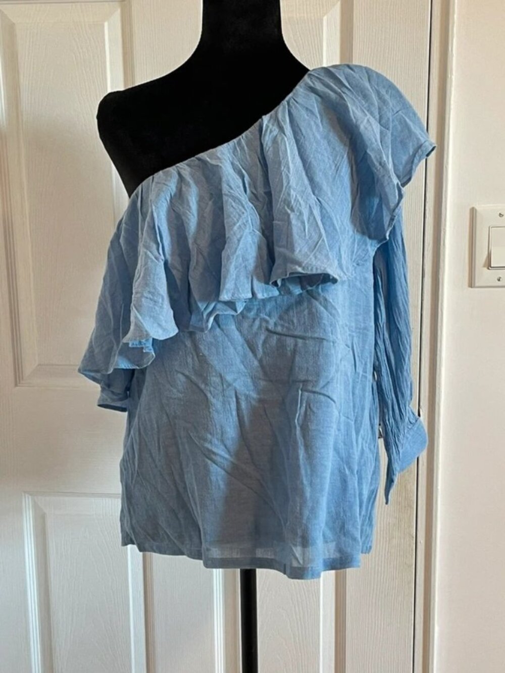 LOFT Women’s Blue Ruffle One Shoulder Blouse XS NWT